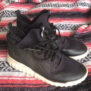 Adidas tubular x sneaker